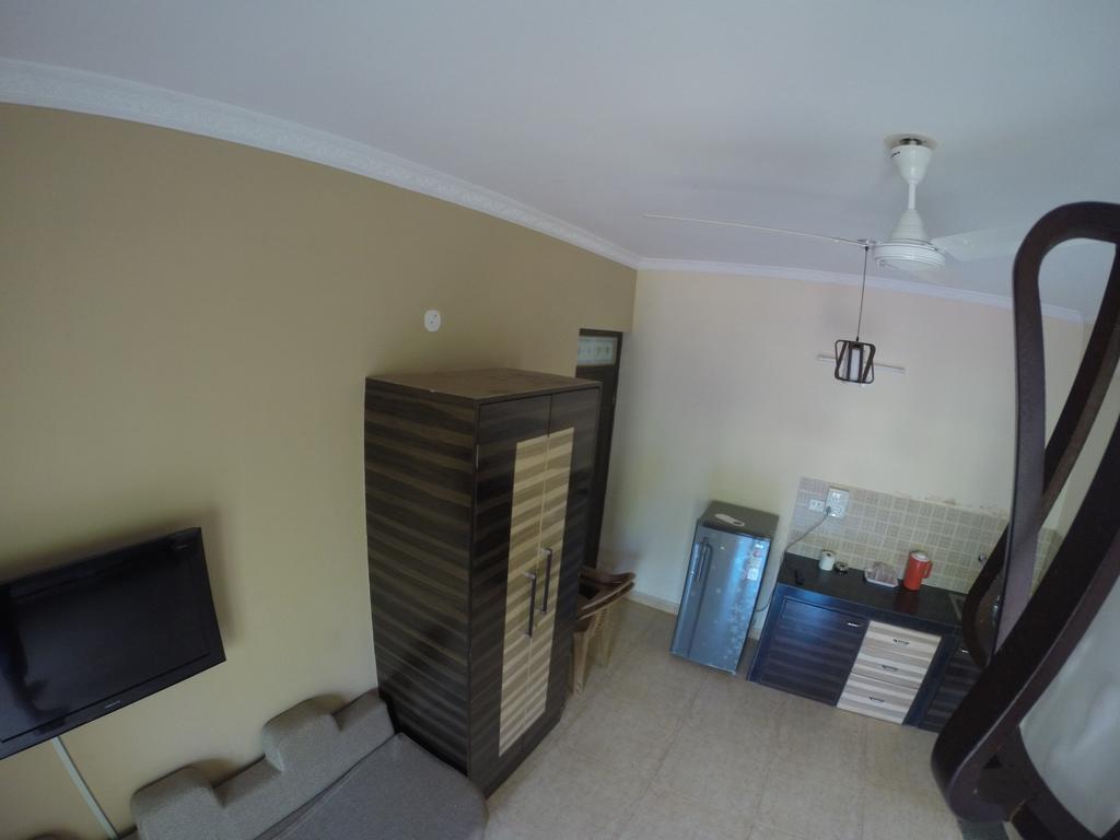 Ocean Crest Hotel Colva Quarto foto